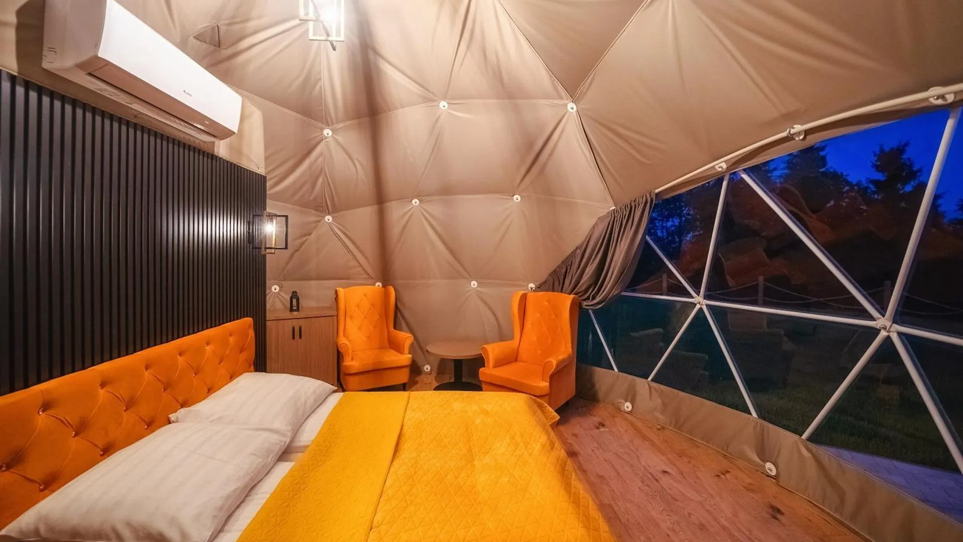 אוהל מפואר מלון זקופאנה Diamond Glamp & Jacuzzi