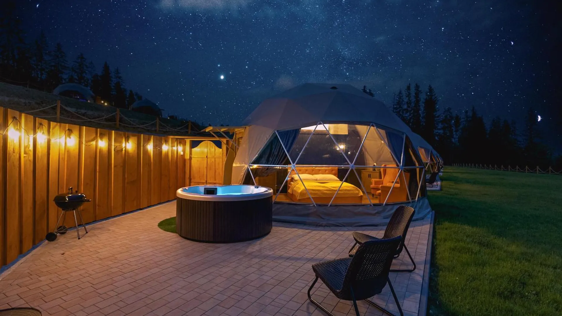 Hotel Diamond Glamp & Jacuzzi Zakopane 0*,