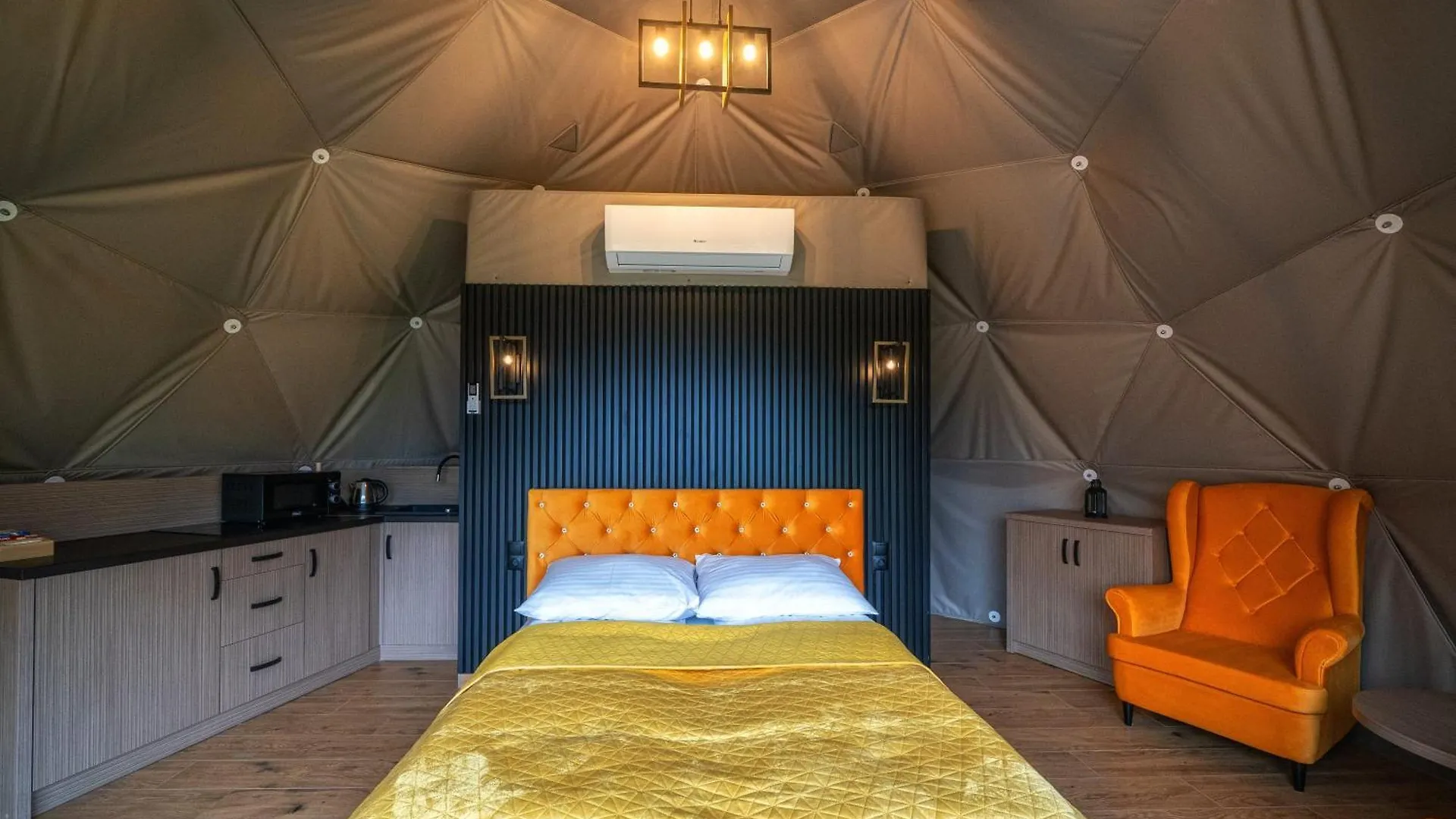 מלון זקופאנה Diamond Glamp & Jacuzzi 0*,