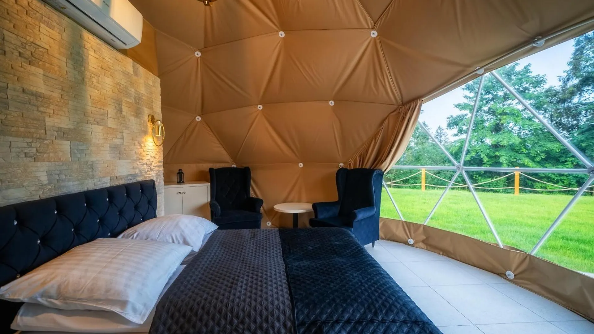 מלון זקופאנה Diamond Glamp & Jacuzzi פולין