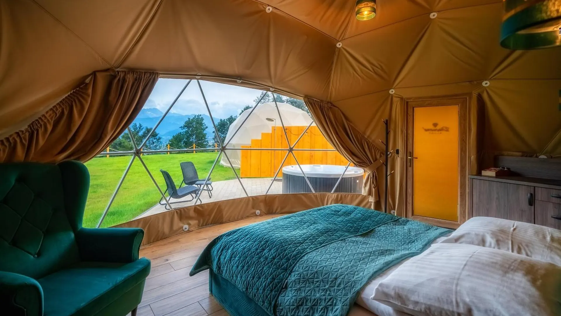 Hotel Diamond Glamp & Jacuzzi Zakopane Luxusní stan
