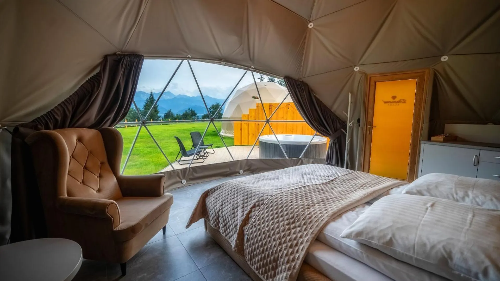 Hotel Diamond Glamp & Jacuzzi Zakopane Luxusní stan