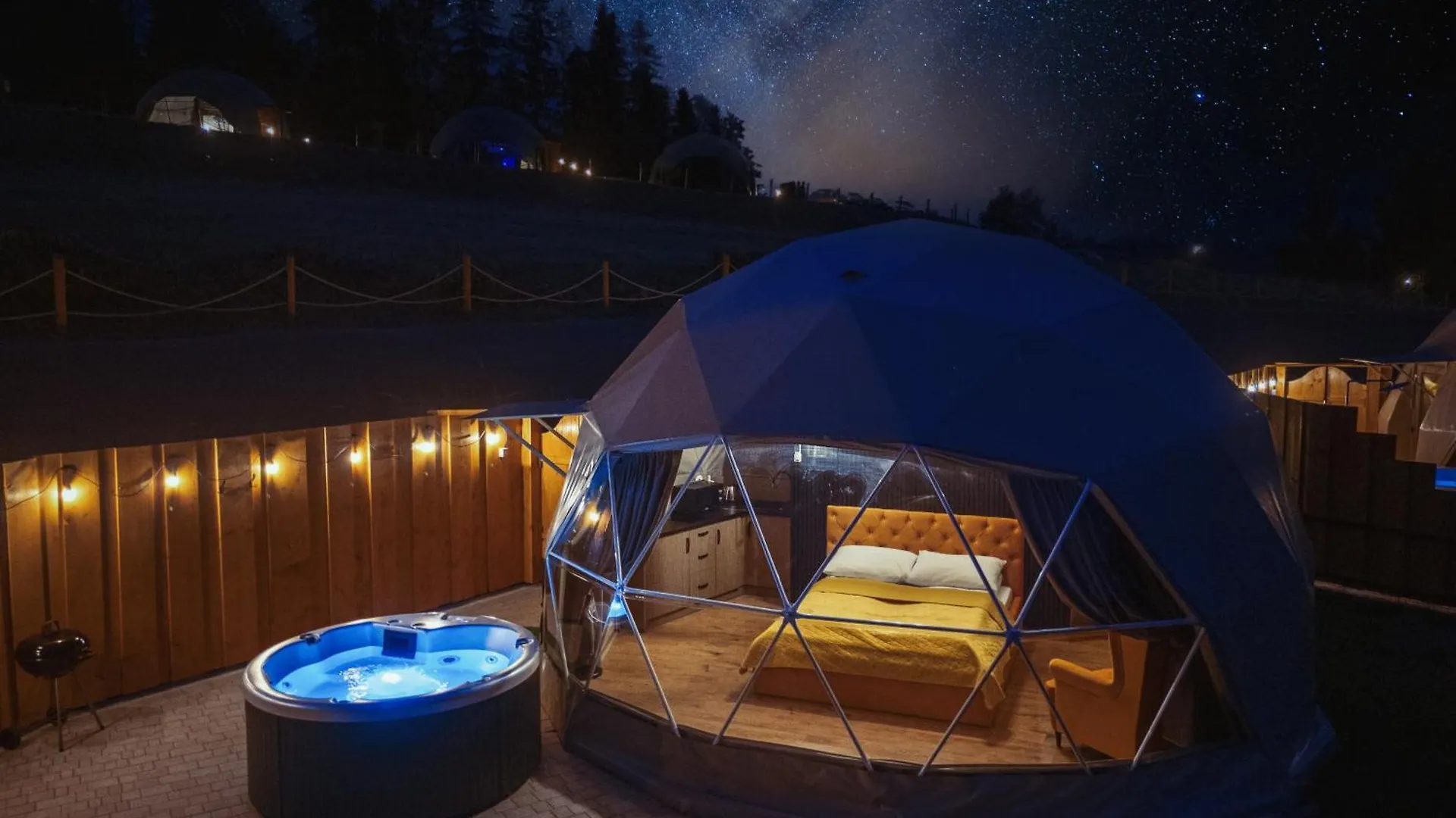 Luxussátor Diamond Glamp & Jacuzzi Hotel Zakopane Lengyelország
