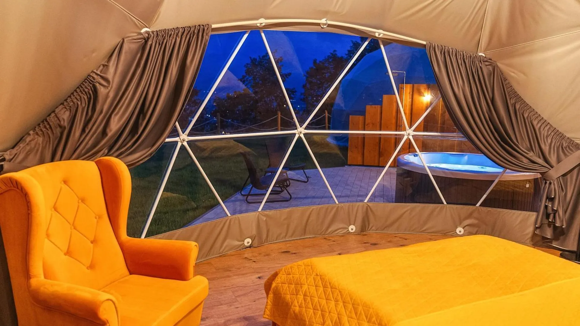 Diamond Glamp & Jacuzzi Hotel Zakopane Luxussátor